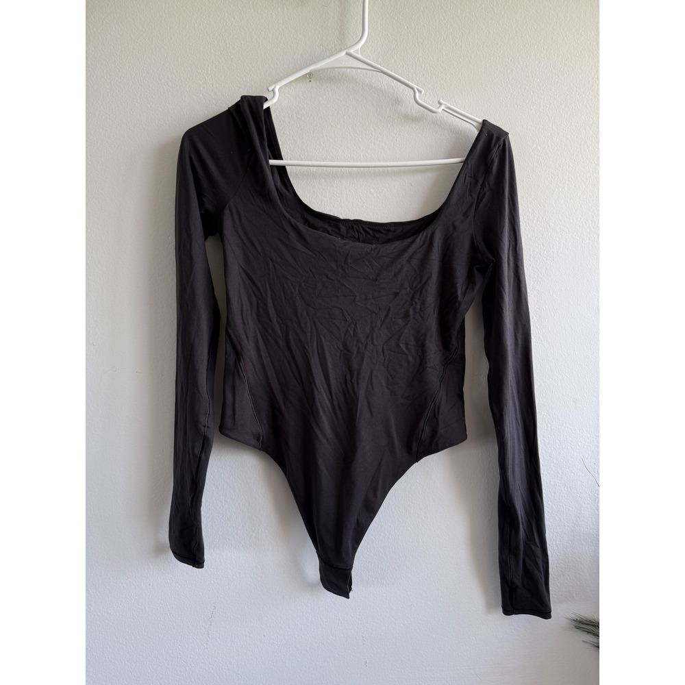 Lululemon Wundermost Ultra-Soft Nulu Square-Neck Long-Sleeve Bodysuit size 6